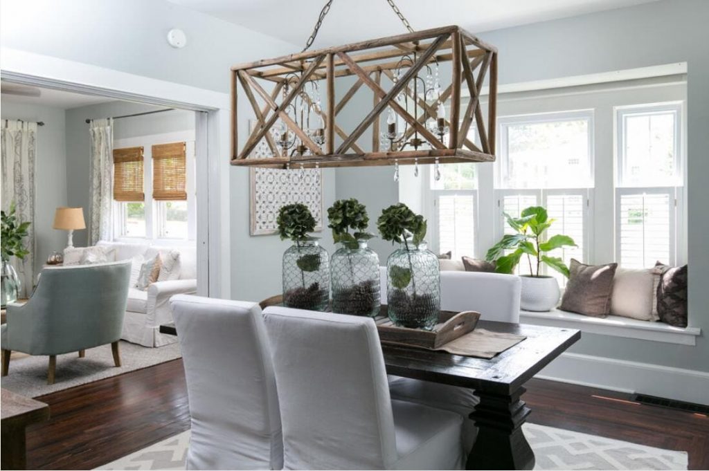 3dining room WOOD AND IRON VALENCIA FARMHOUSE CHANDELIER 1024x681 1