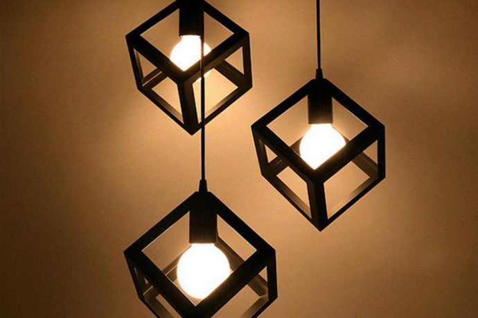 8 Best Industrial Pendant Lights for Your Home or Office