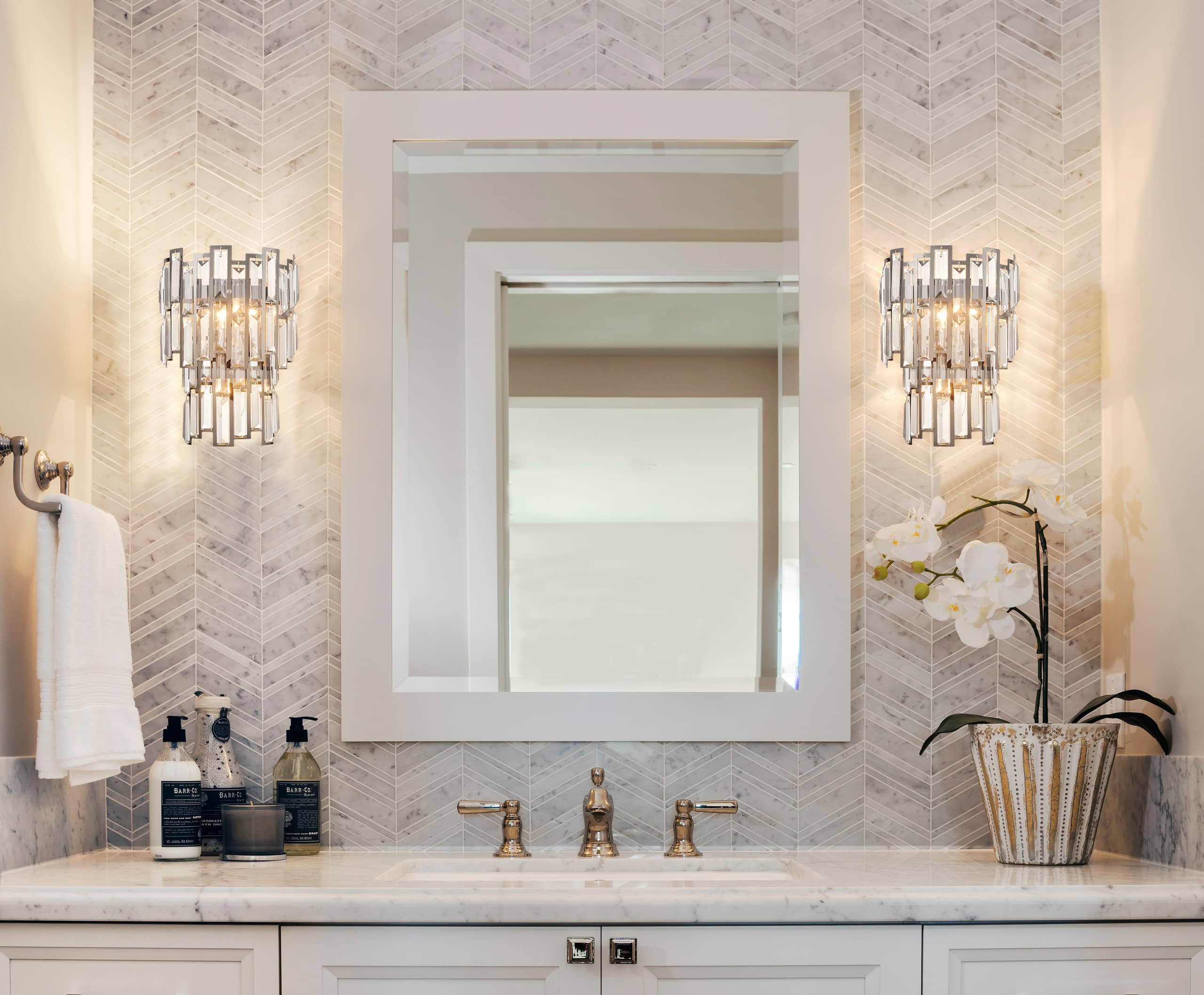 Modern Crystal Wall Sconce Black Dimmable Bathroom Light